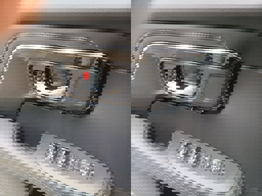 Used 2025 Acura ADX AWD image 15