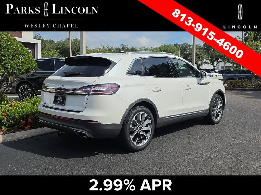 Certified 2023 Lincoln Nautilus Reserve w/ Luxury Package AWD/4WD image 4