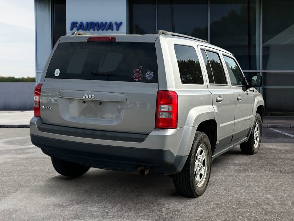 Used 2015 Jeep Patriot Sport w/ Power Value Group AWD/4WD image 6