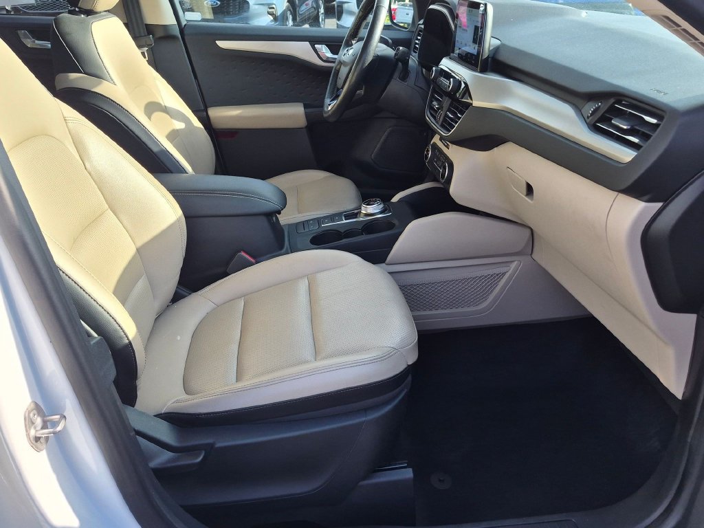 Used 2020 Ford Escape SEL FWD image 25
