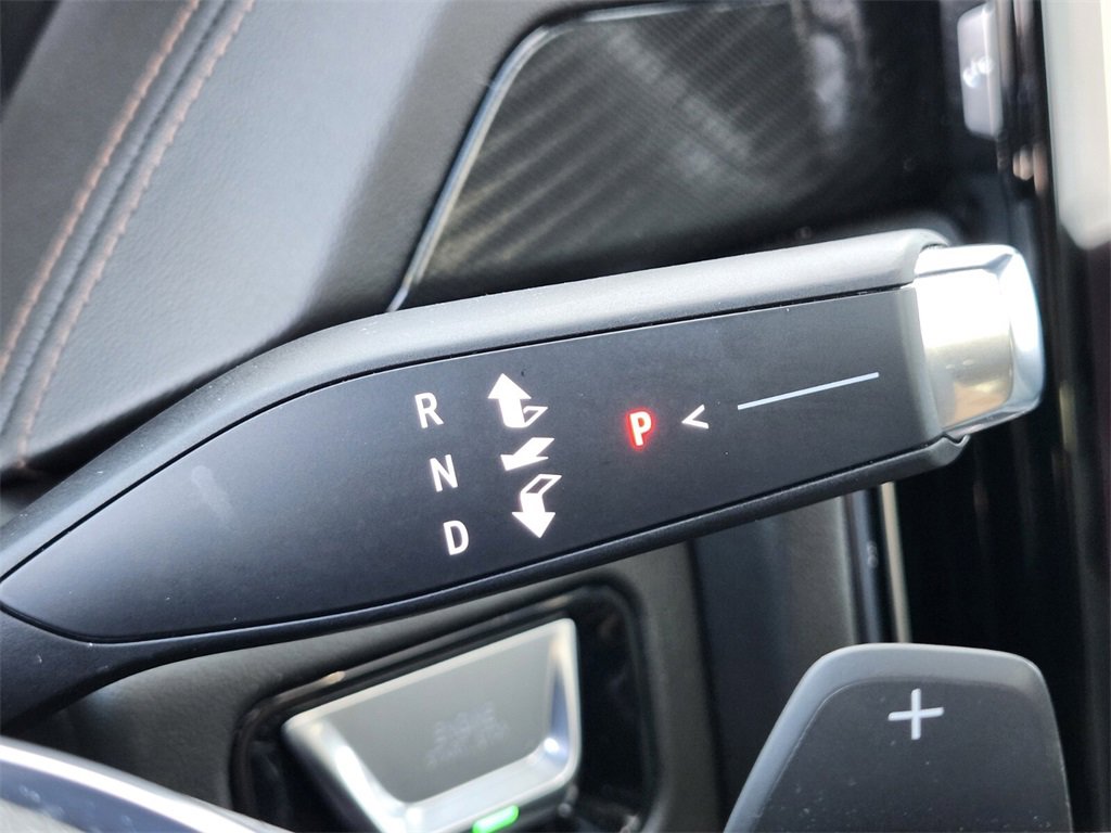 Used 2025 GMC Yukon XL AT4 image 26