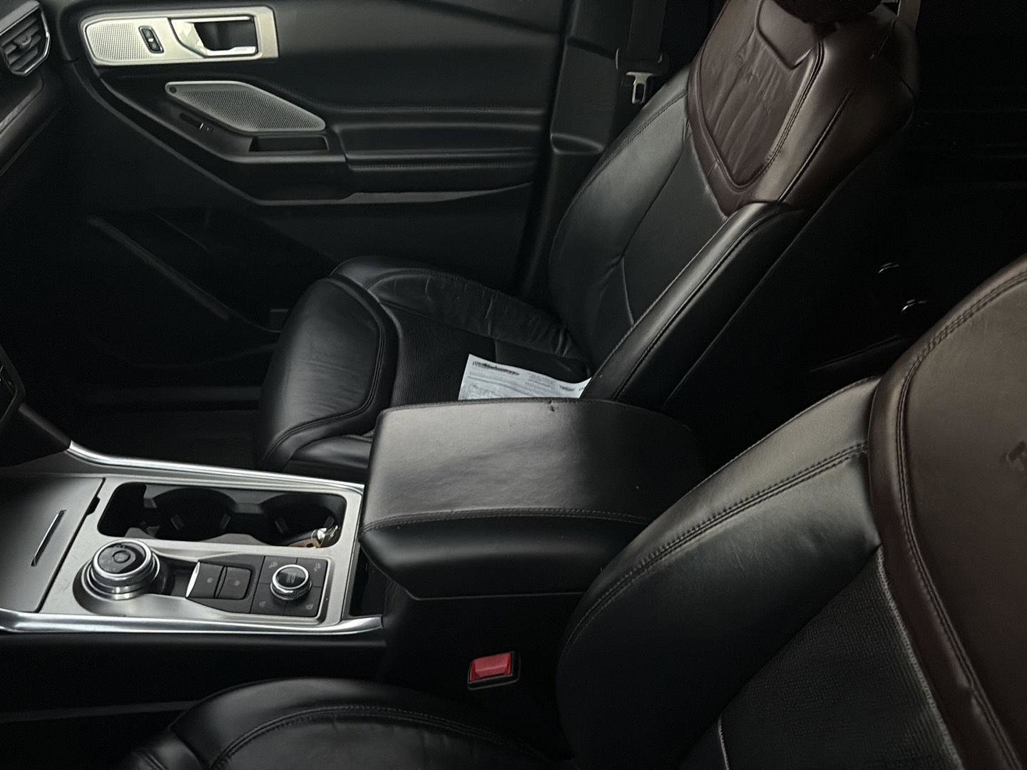 Used 2020 Ford Explorer Platinum w/ Premium Technology Package image 5