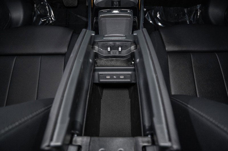 New 2025 Mercedes-Benz GLB 250 image 20