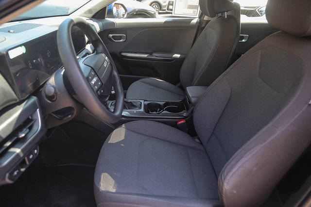 Certified 2025 Kia K4 FWD image 18