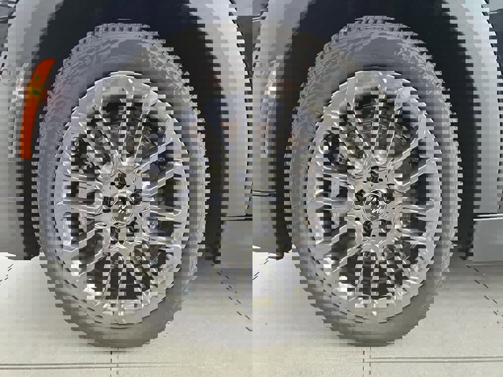 Certified 2025 MINI Cooper 2-Door Hardtop image 26