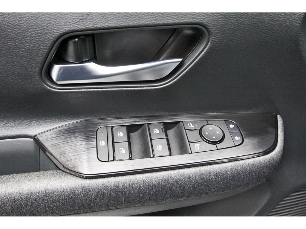 Certified 2026 Nissan Kicks SV FWD image 21
