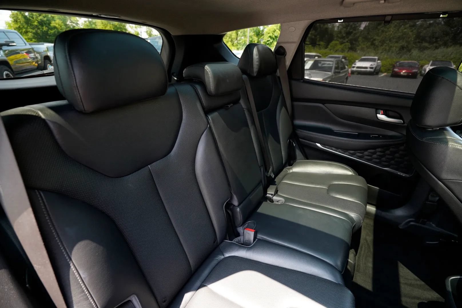 Used 2020 Hyundai Santa Fe Limited AWD/4WD image 39