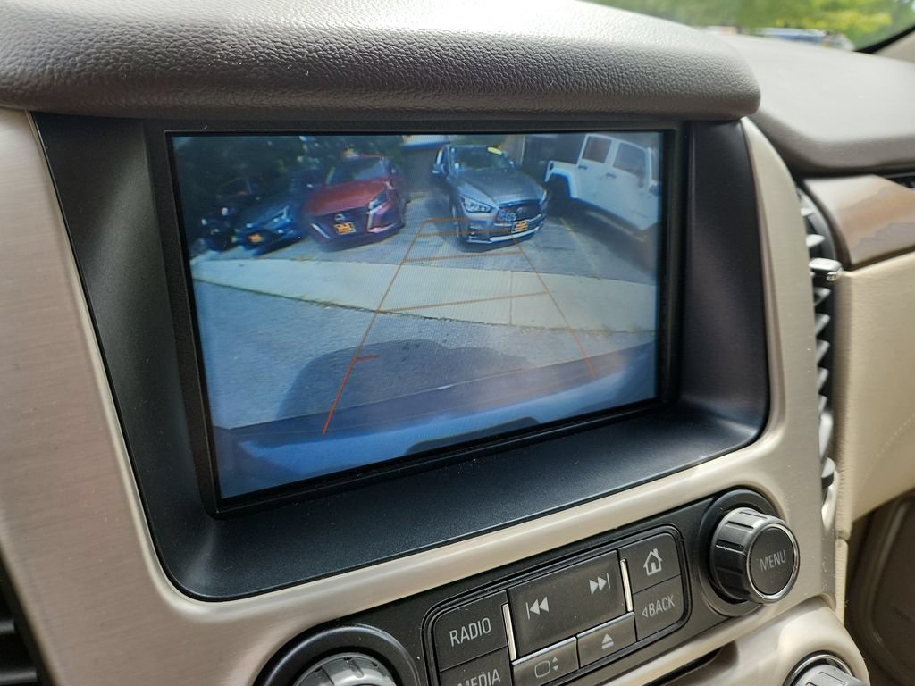 Used 2018 GMC Yukon Denali w/ Enhanced Security Package AWD/4WD image 26