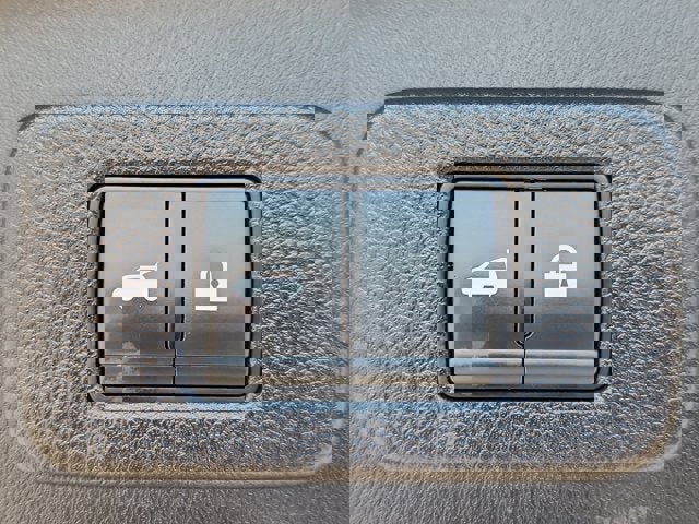 Used 2023 Nissan Armada SL w/ Midnight Edition Package image 18