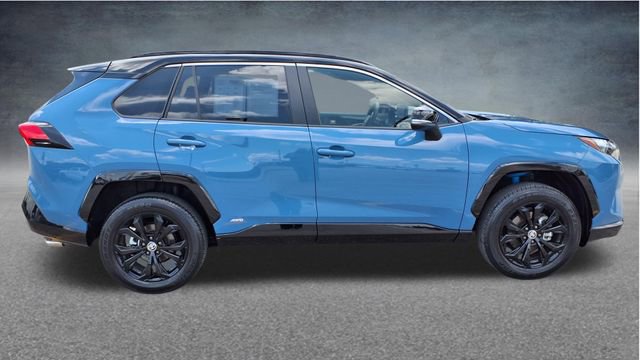Used 2025 Toyota RAV4 XSE AWD/4WD image 12