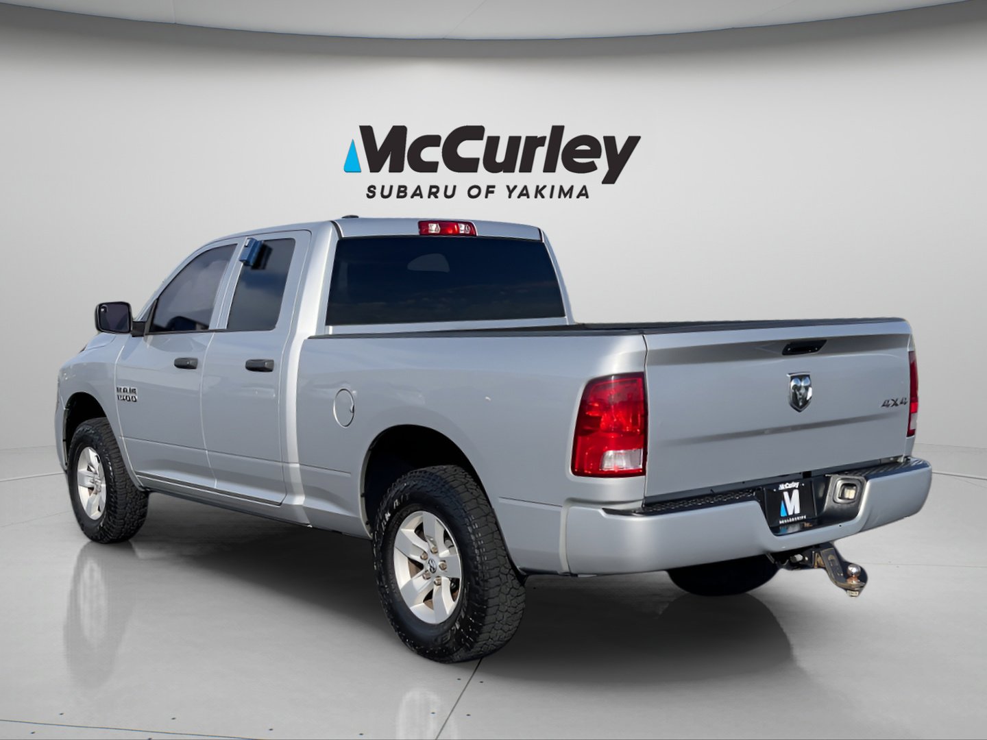 Used 2017 RAM 1500 Express image 3