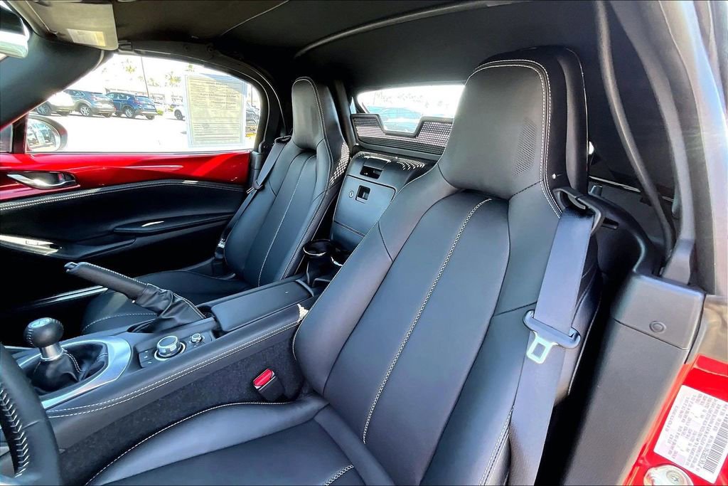 Certified 2025 MAZDA MX-5 Miata Grand Touring w/ Appearance Package image 15