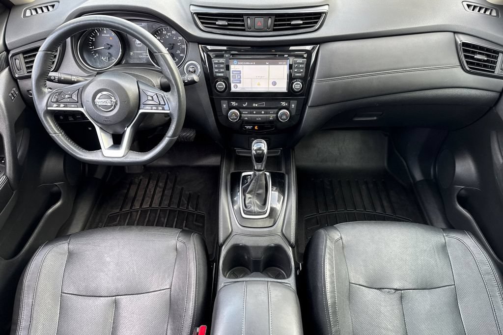 Used 2017 Nissan Rogue SL w/ SL Premium Package AWD/4WD image 13