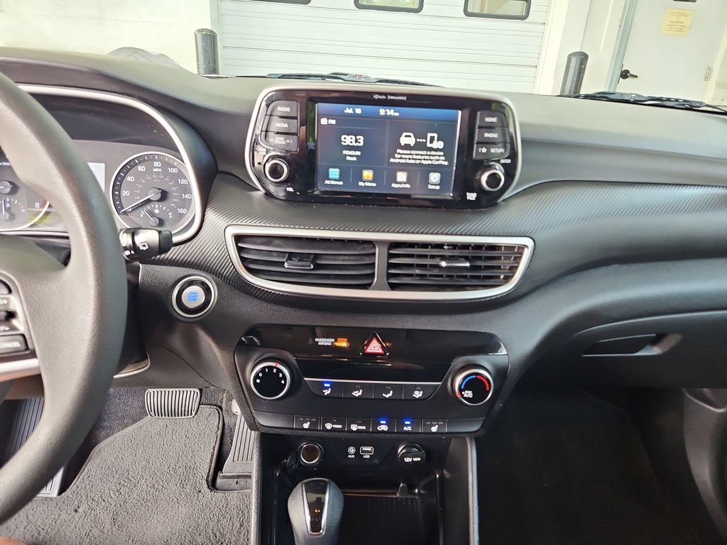 Used 2020 Hyundai Tucson Value AWD/4WD image 16