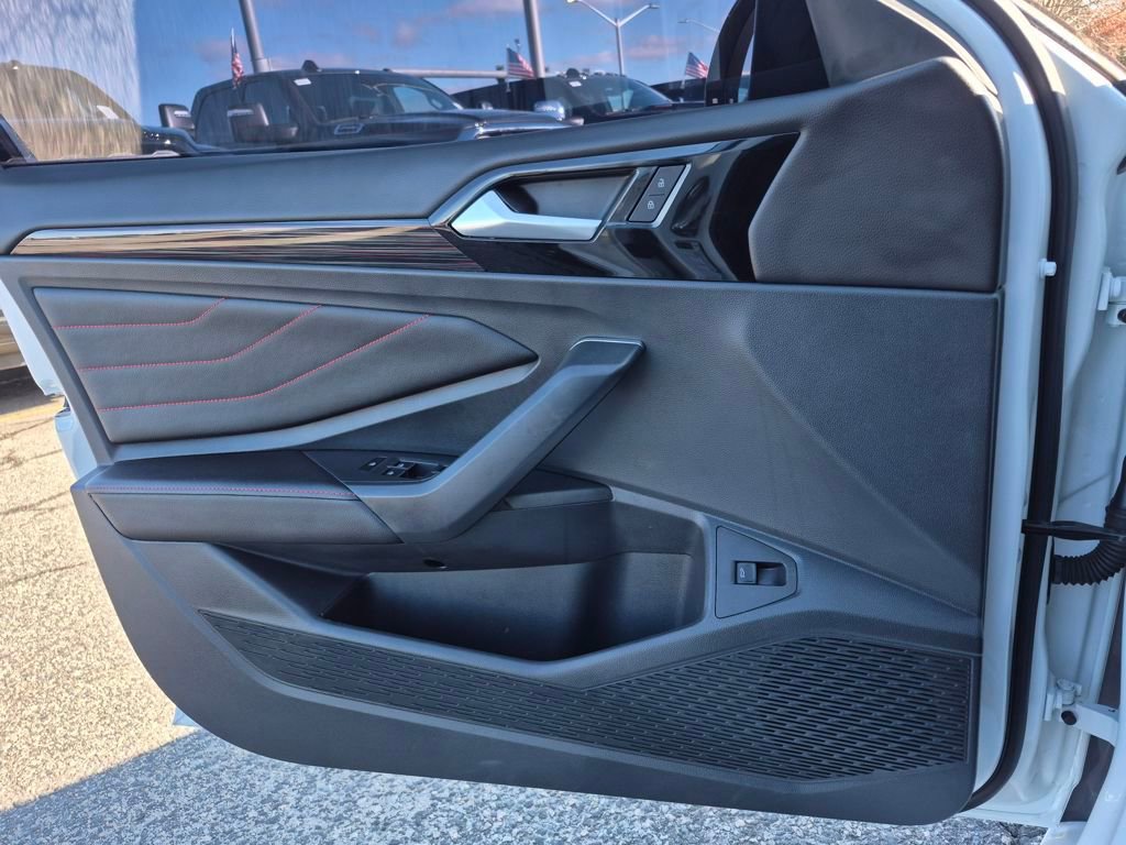 Used 2023 Volkswagen Jetta GLI Autobahn w/ GLI Black Package image 16