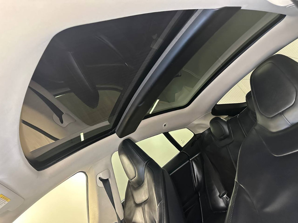 Used 2013 Tesla Model S RWD image 34