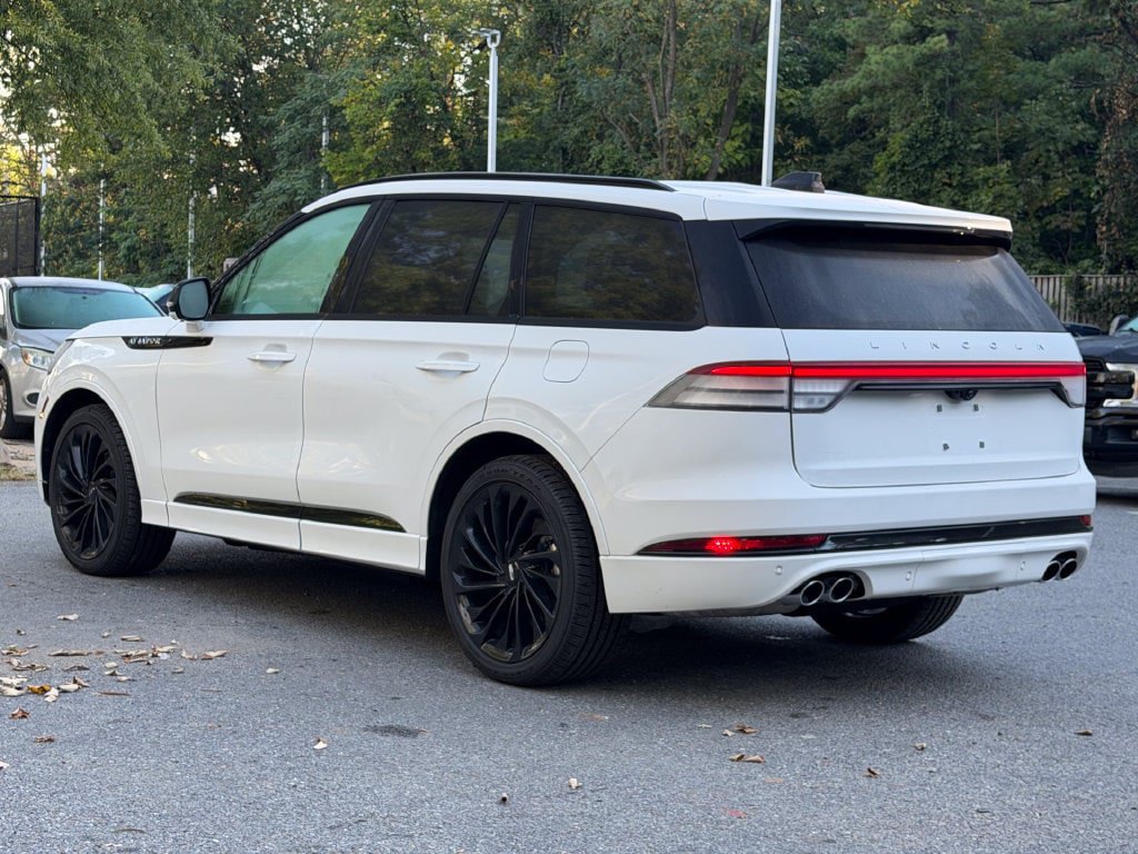 New 2026 Lincoln Aviator Reserve AWD/4WD image 4