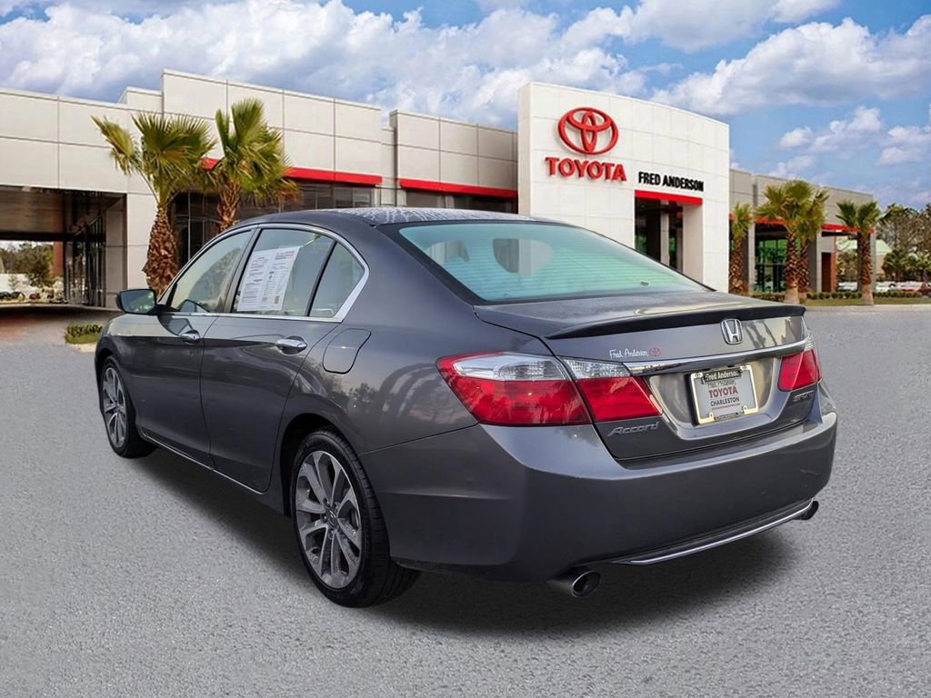 Used 2015 Honda Accord Sport image 6