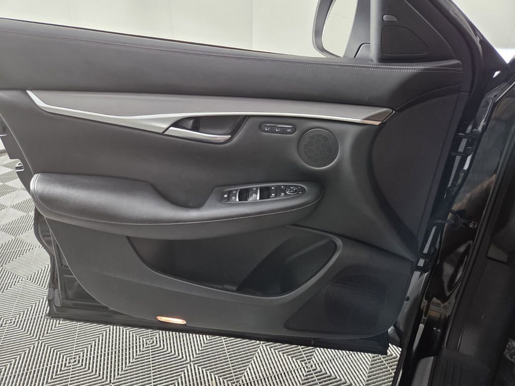 Used 2023 INFINITI QX50 Luxe image 23