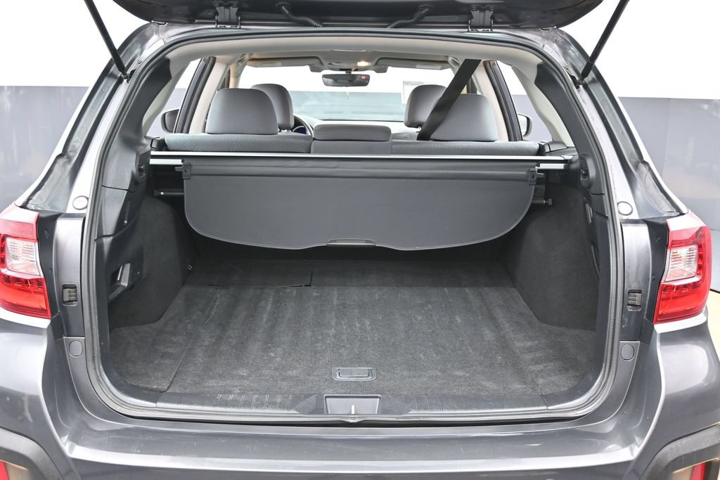 Used 2019 Subaru Outback 2.5i AWD/4WD image 15