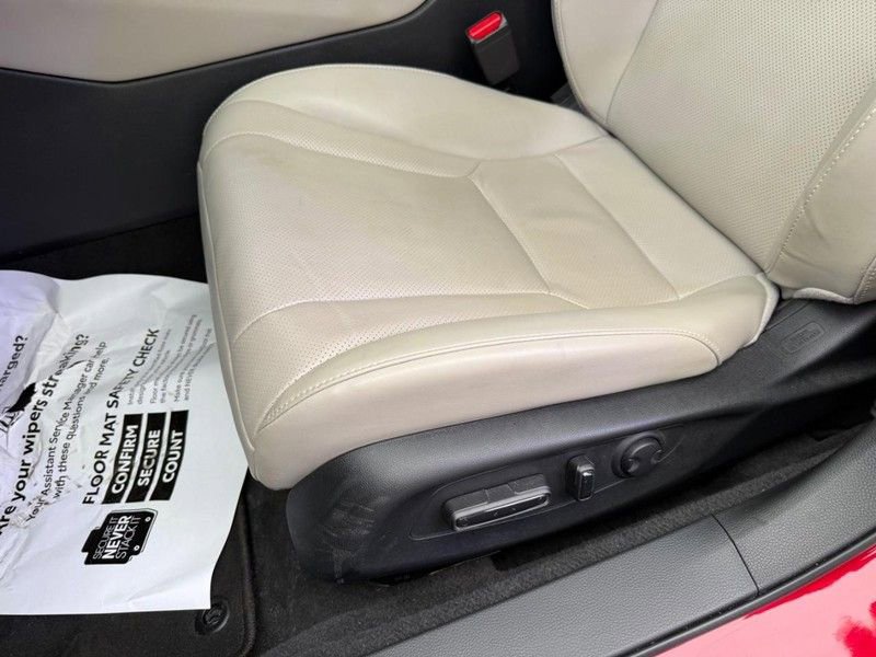 Used 2023 Honda Accord Touring image 17