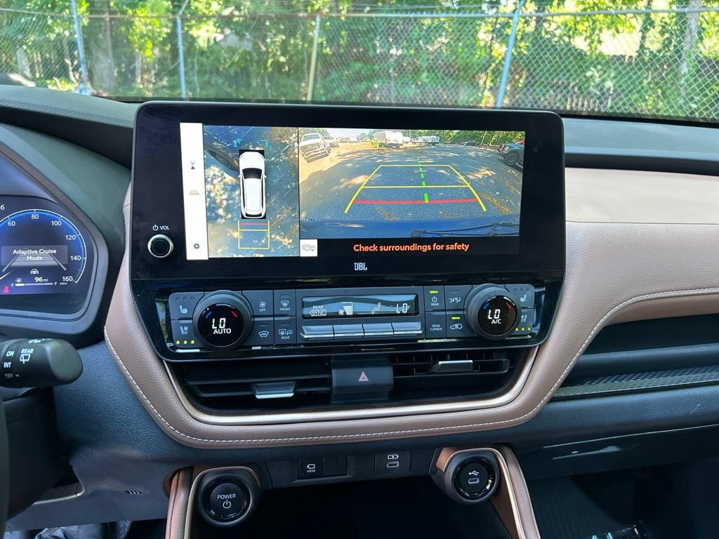 Used 2024 Toyota Grand Highlander AWD Hybrid image 20