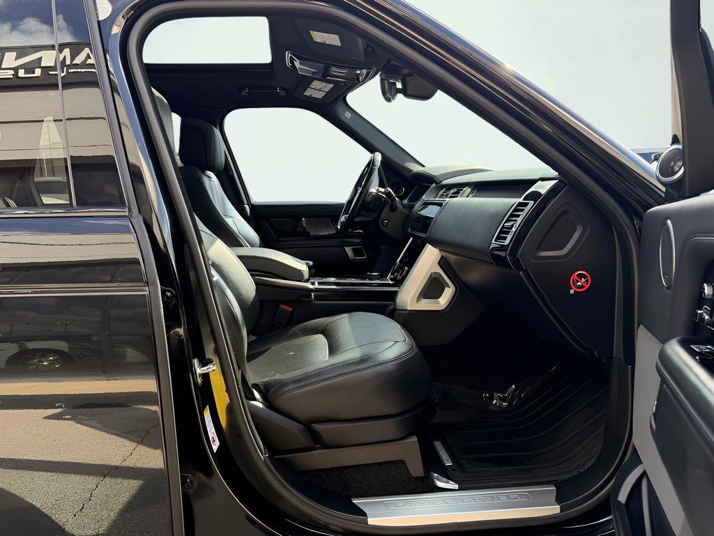 Used 2019 Land Rover Range Rover Supercharged AWD/4WD image 33