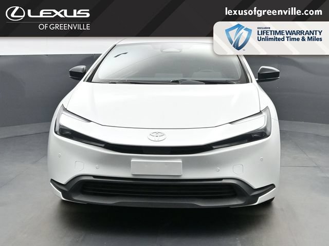 Used 2023 Toyota Prius LE FWD image 3