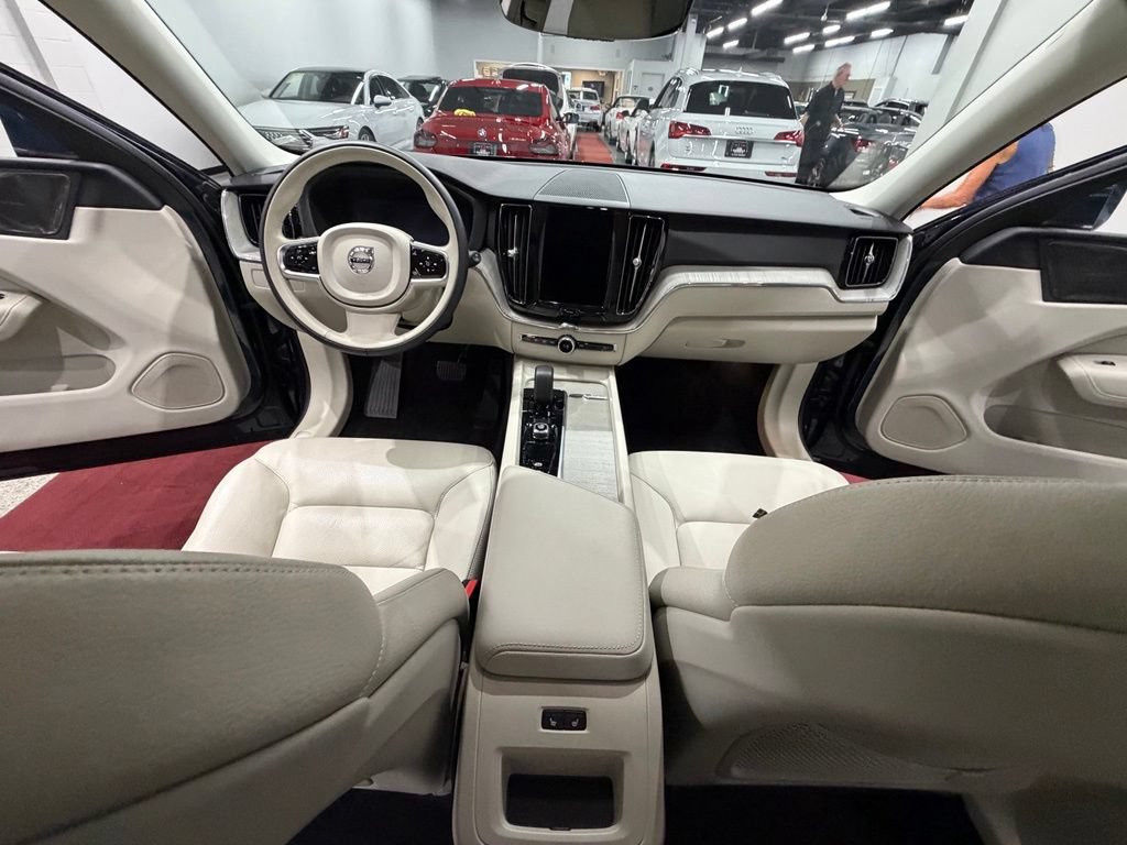 Used 2023 Volvo XC60 B5 Plus w/ Climate Package AWD/4WD image 38