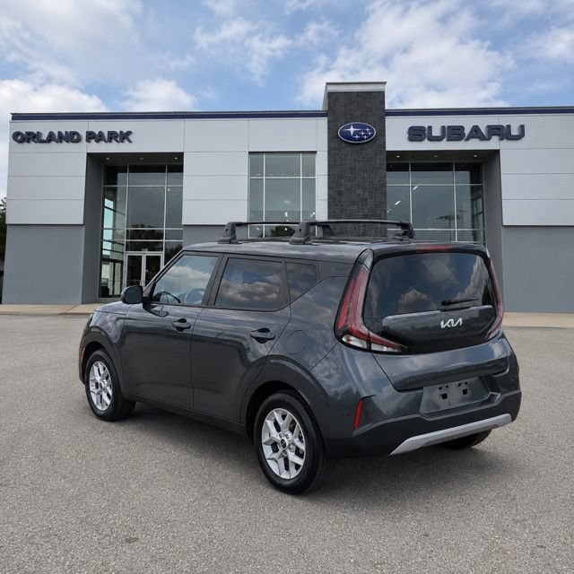 Used 2025 Kia Soul LX w/ LX Technology Package FWD image 7