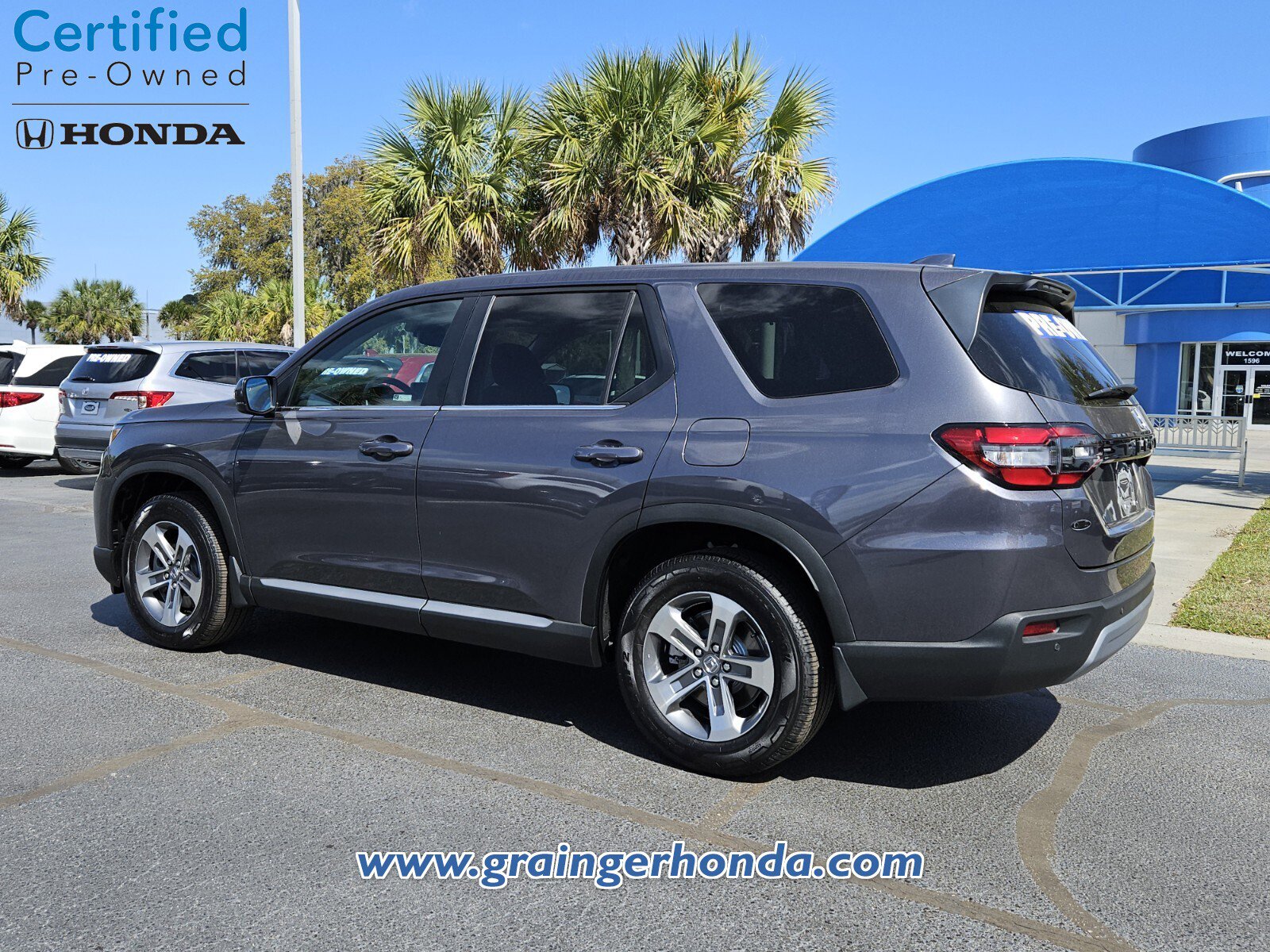 Certified 2025 Honda Pilot EX-L image 3