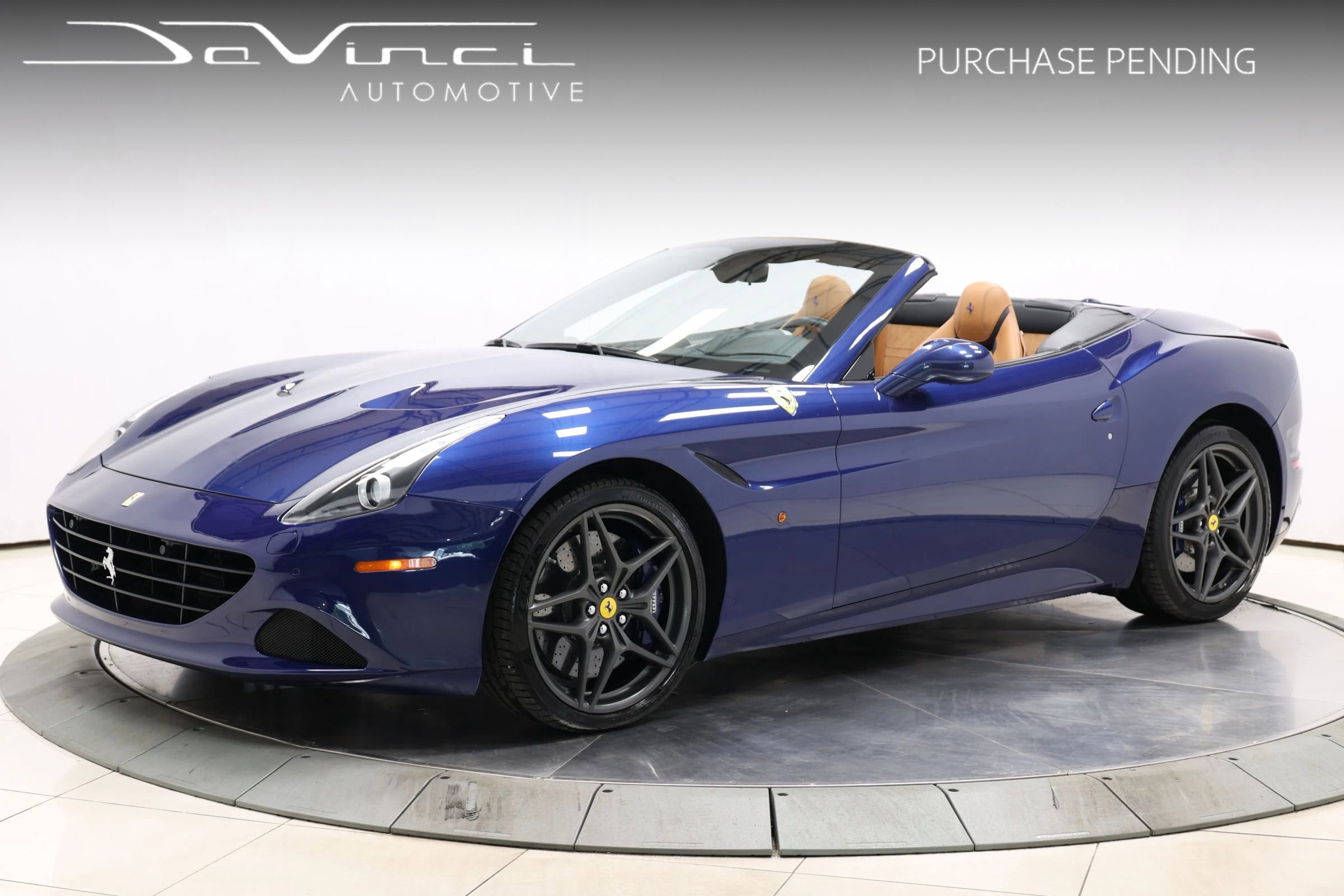 Used 2017 Ferrari California T image 1