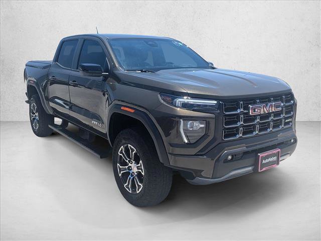 Used 2023 GMC Canyon AT4 AWD/4WD image 3