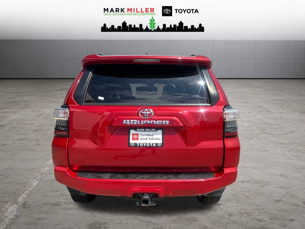 Certified 2021 Toyota 4Runner SR5 AWD/4WD image 4