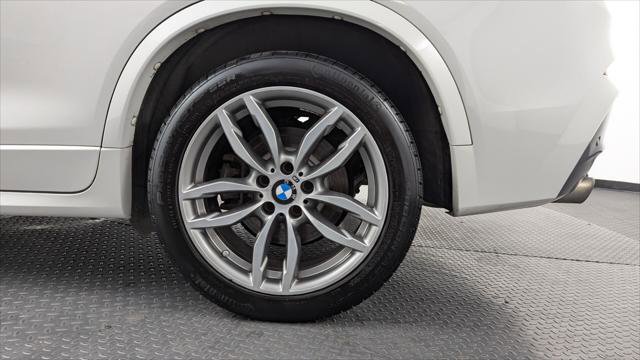 Used 2017 BMW X4 xDrive28i image 32