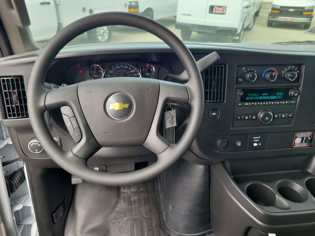 New 2026 Chevrolet Express 2500 w/ Driver Convenience Package RWD image 4