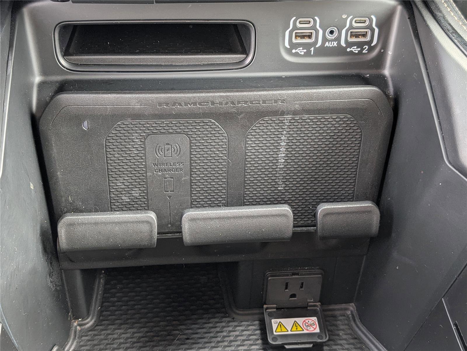 Used 2023 RAM 2500 Limited image 29