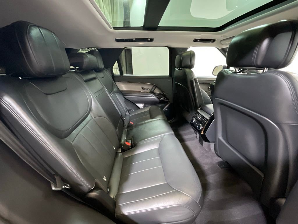 Used 2023 Land Rover Range Rover Sport SE image 39