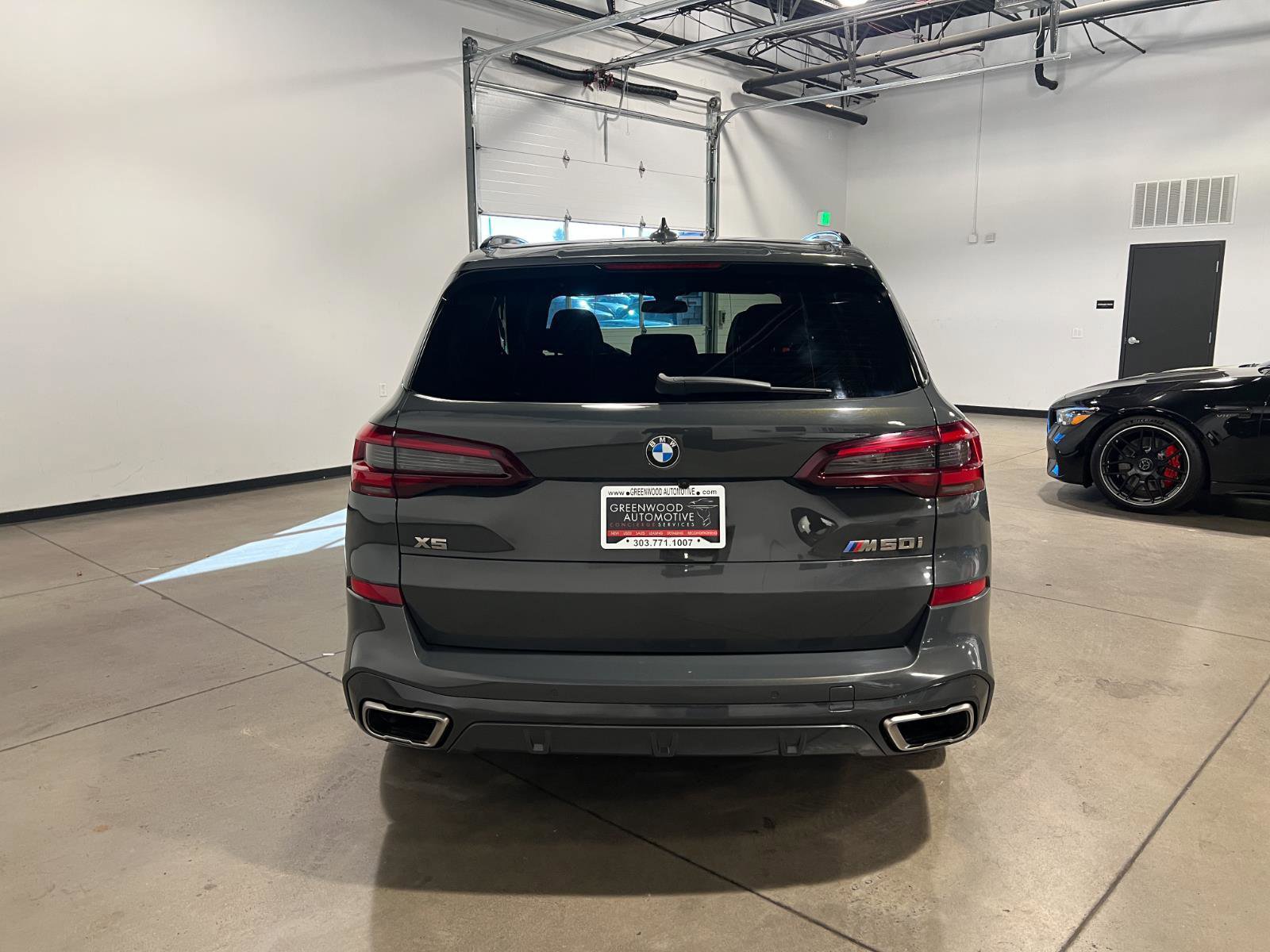 Used 2023 BMW X5 M50i w/ Executive Package image 4