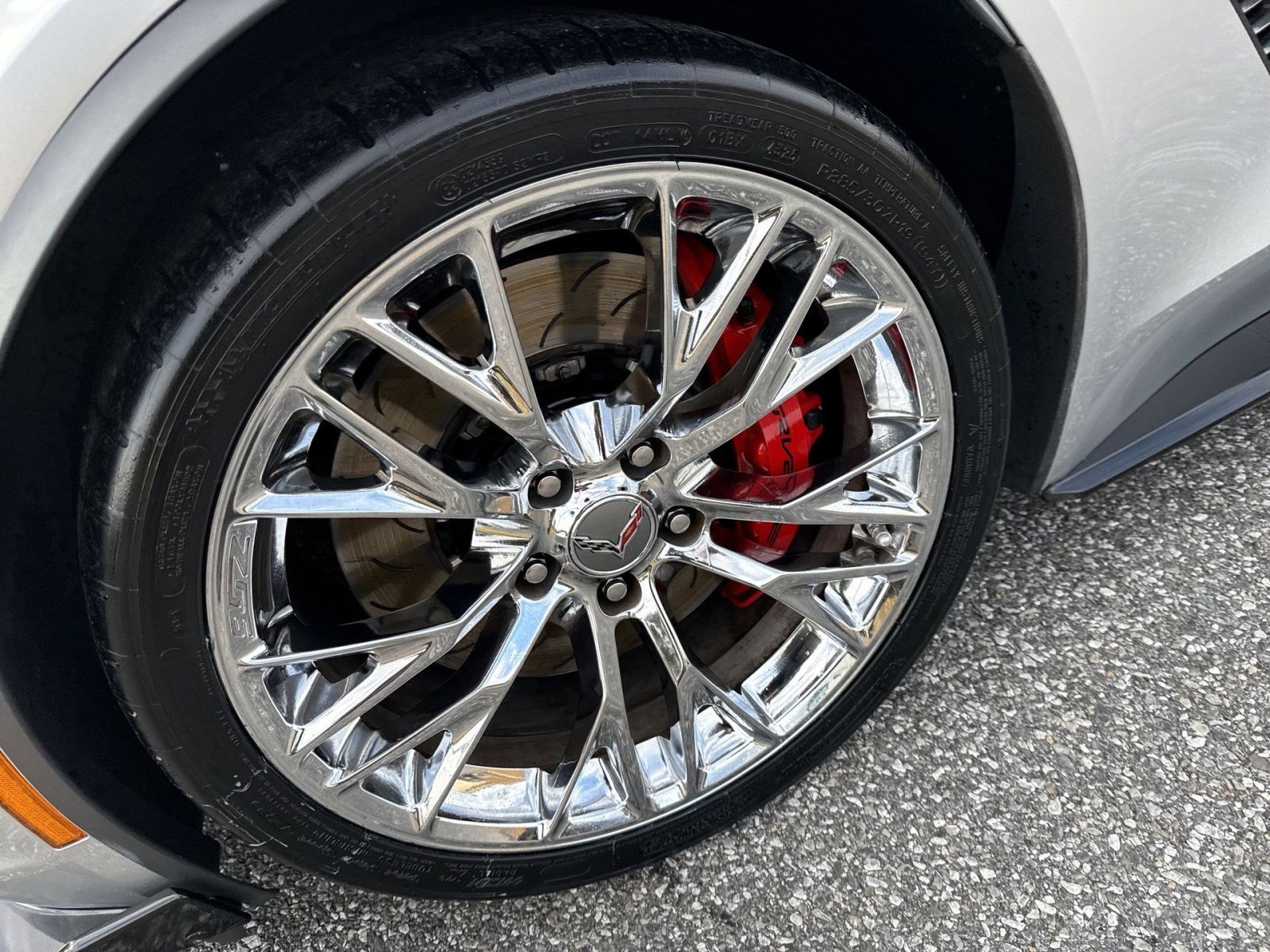 Used 2016 Chevrolet Corvette Z06 w/ 2LZ Preferred Equipment Group image 11