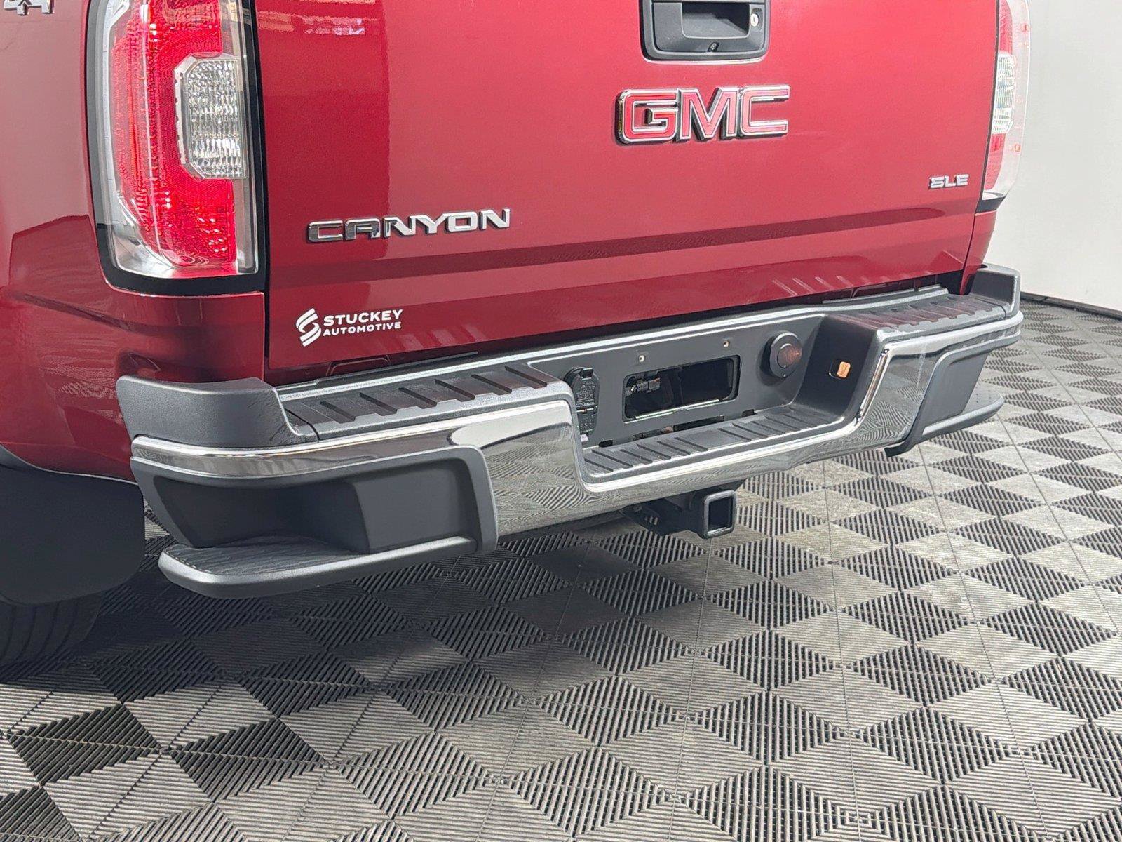 Used 2017 GMC Canyon SLE w/ SLE Convenience Package AWD/4WD image 39