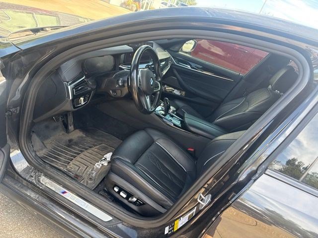 Used 2021 BMW M550i xDrive AWD/4WD image 5