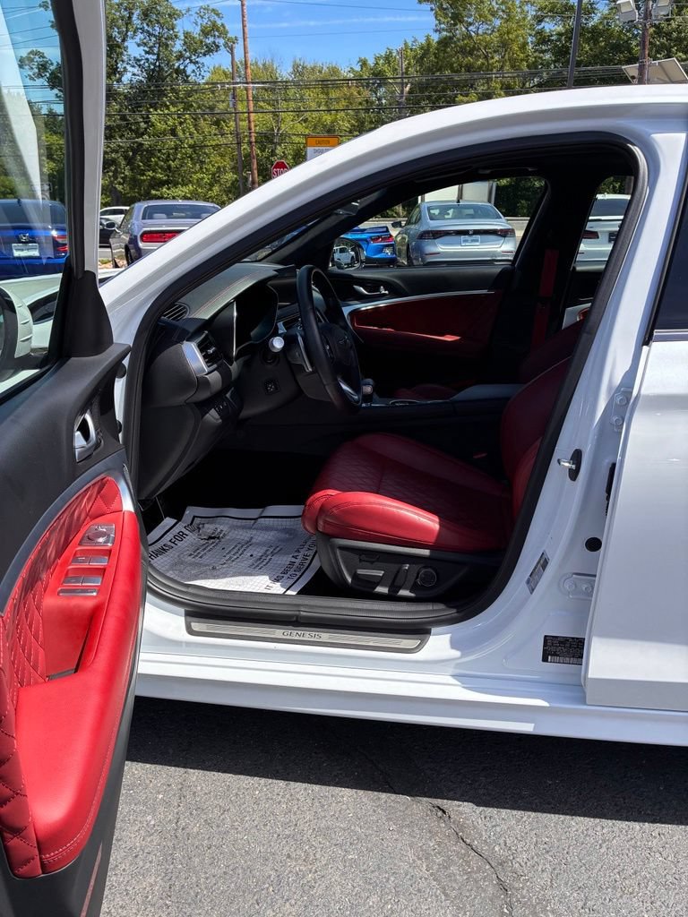 Used 2025 Genesis G70 3.3T Advanced w/ Sport Prestige Package AWD/4WD image 23
