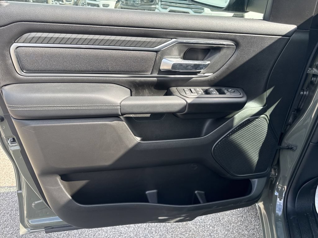 New 2026 RAM 1500 Big Horn AWD/4WD image 15