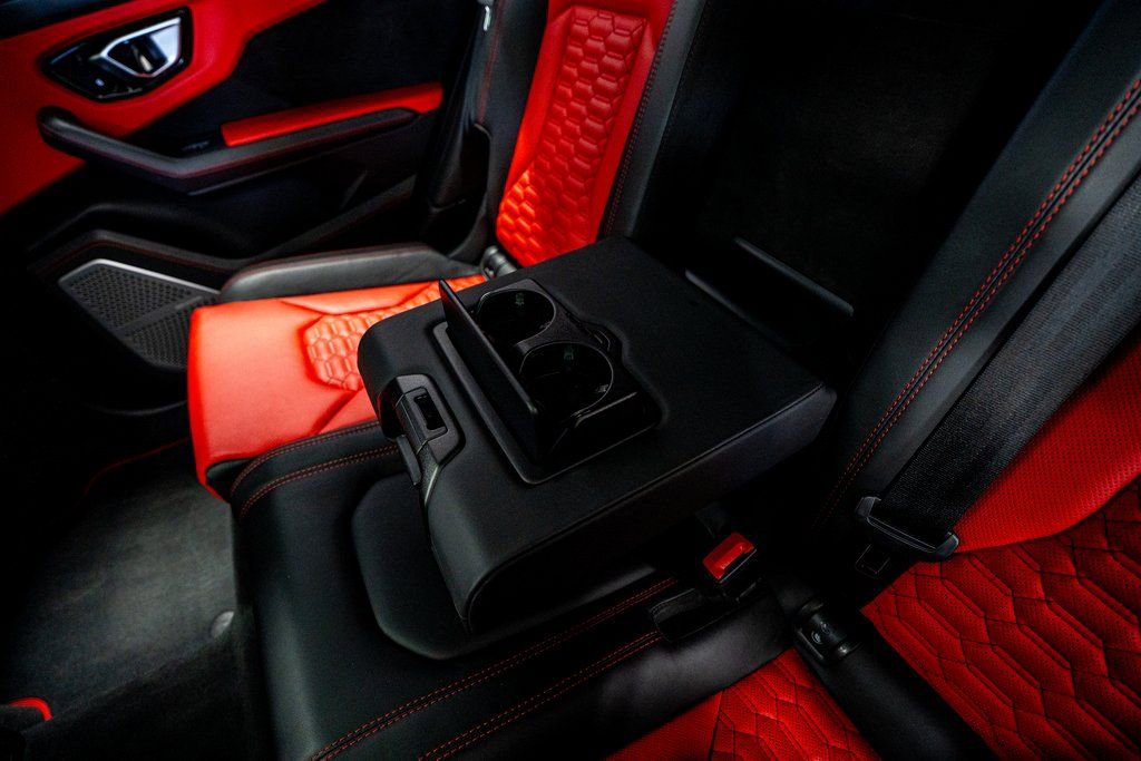 Used 2021 Lamborghini Urus image 69