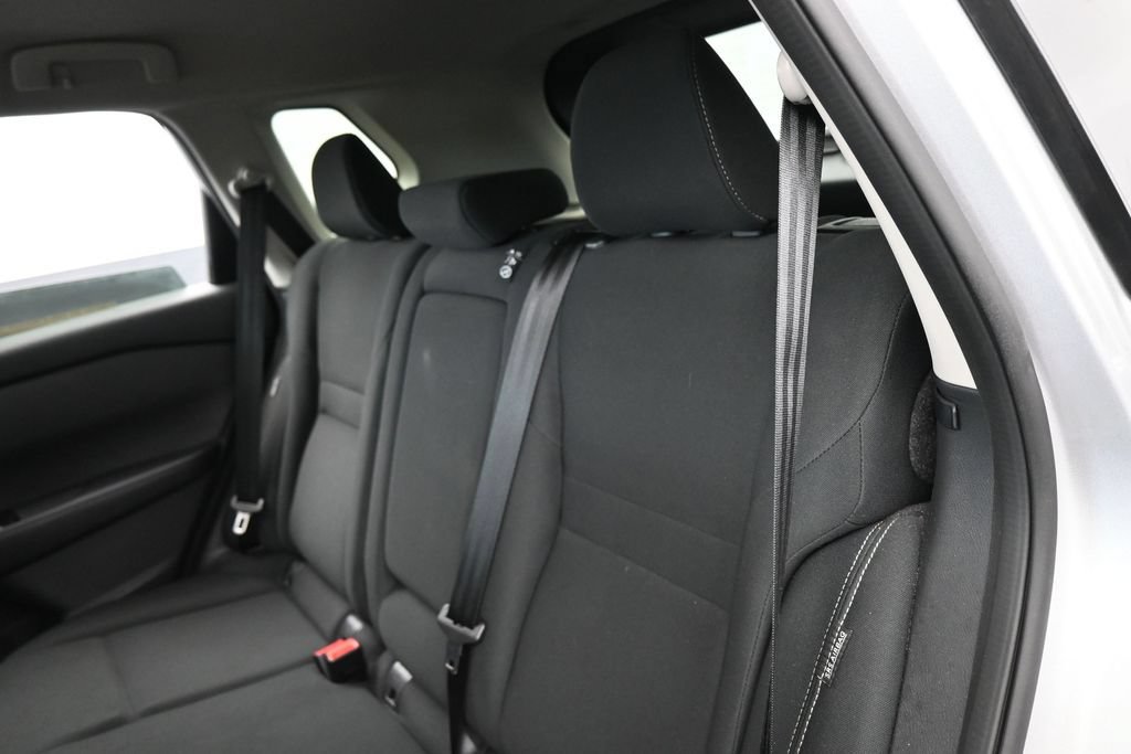 Used 2024 Nissan Rogue S FWD image 30