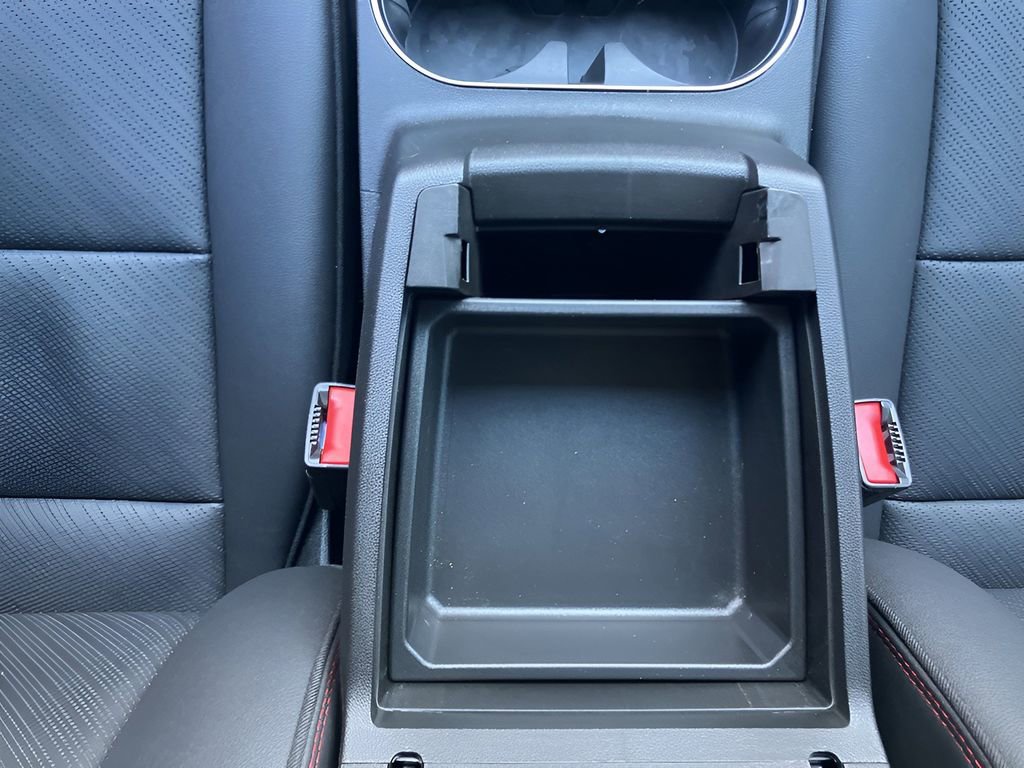 Used 2024 GMC Canyon AT4X image 30