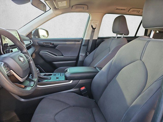 Used 2026 Toyota Highlander XLE AWD/4WD image 21