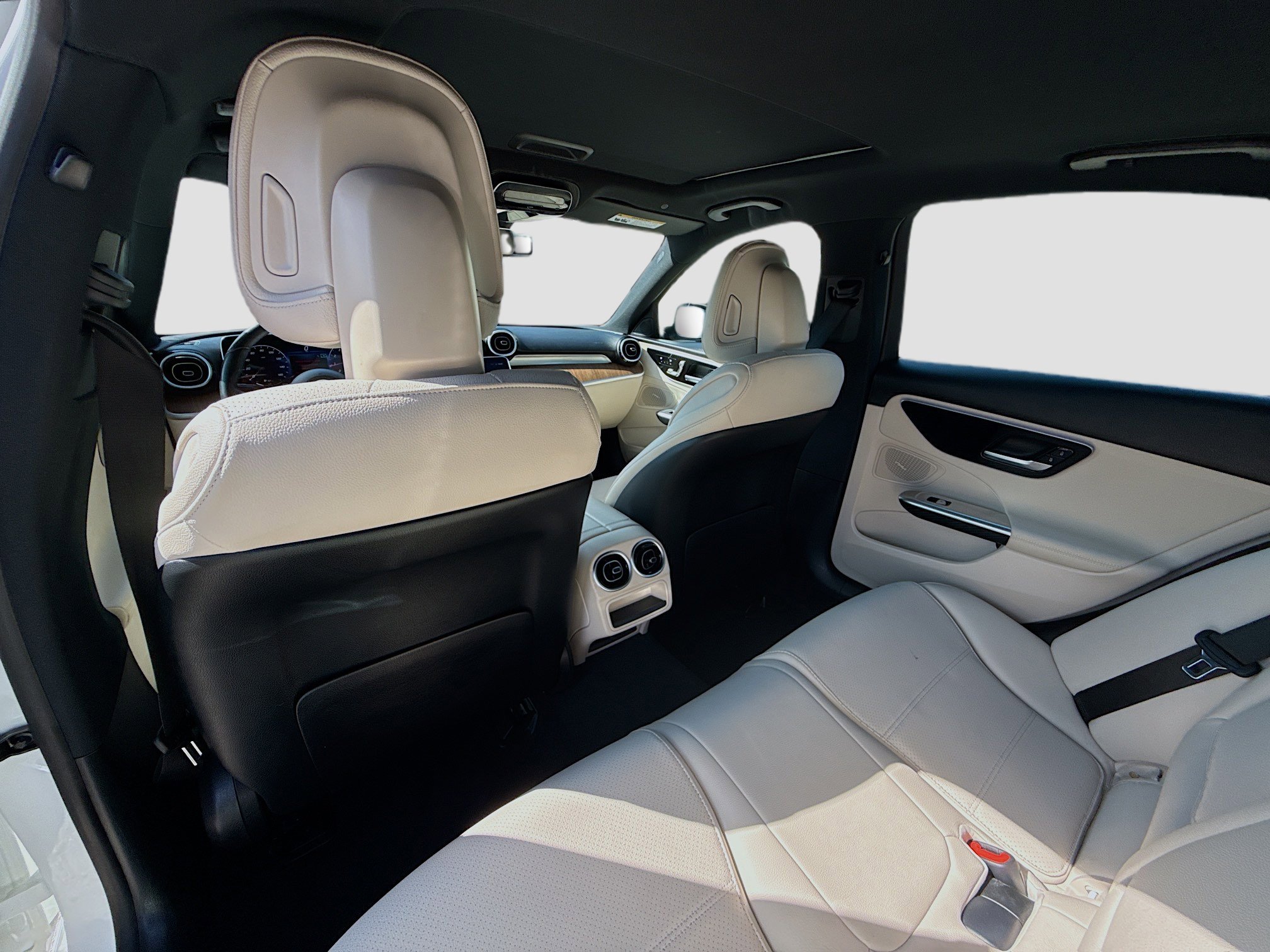 Used 2024 Mercedes-Benz C 300 Sedan image 24