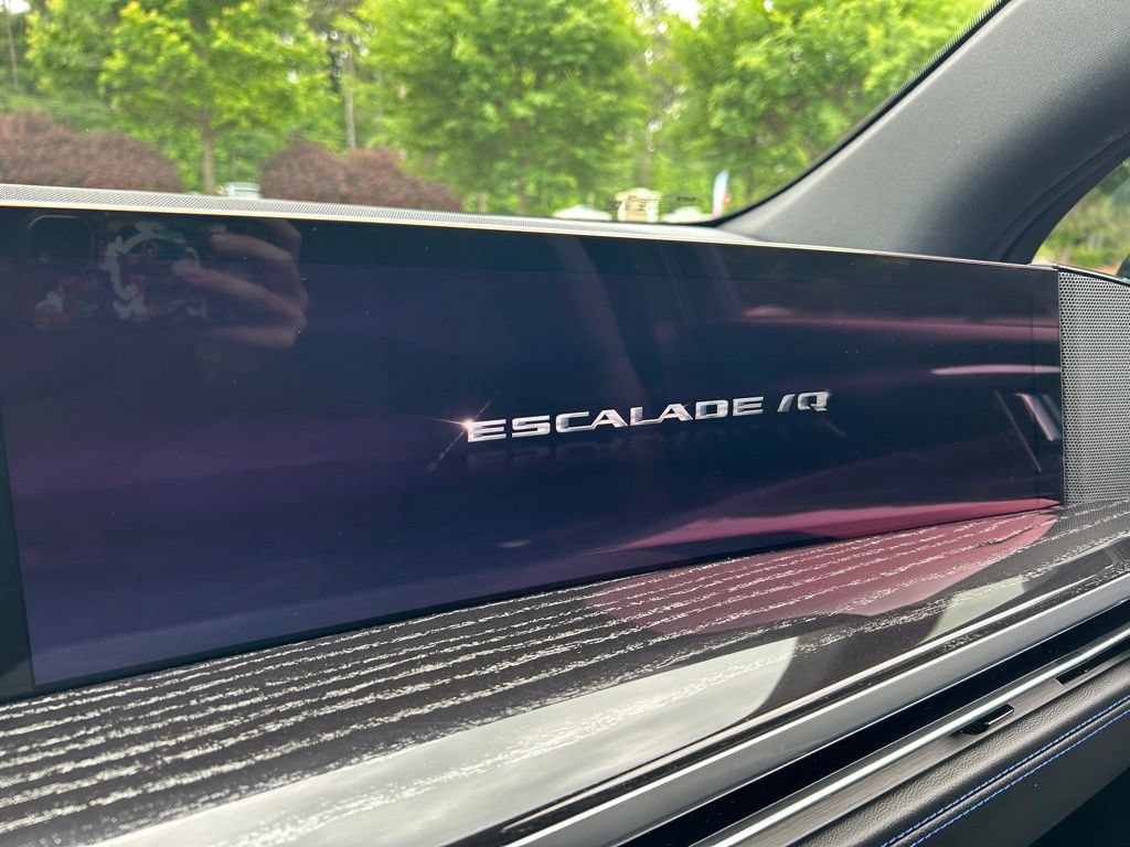 Used 2026 Cadillac Escalade IQ Sport 1 w/ LPO, Floor Liner Package AWD/4WD image 34